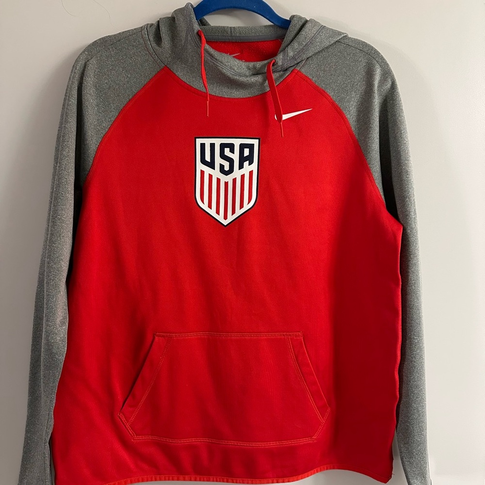 USA Nike sweatshirt